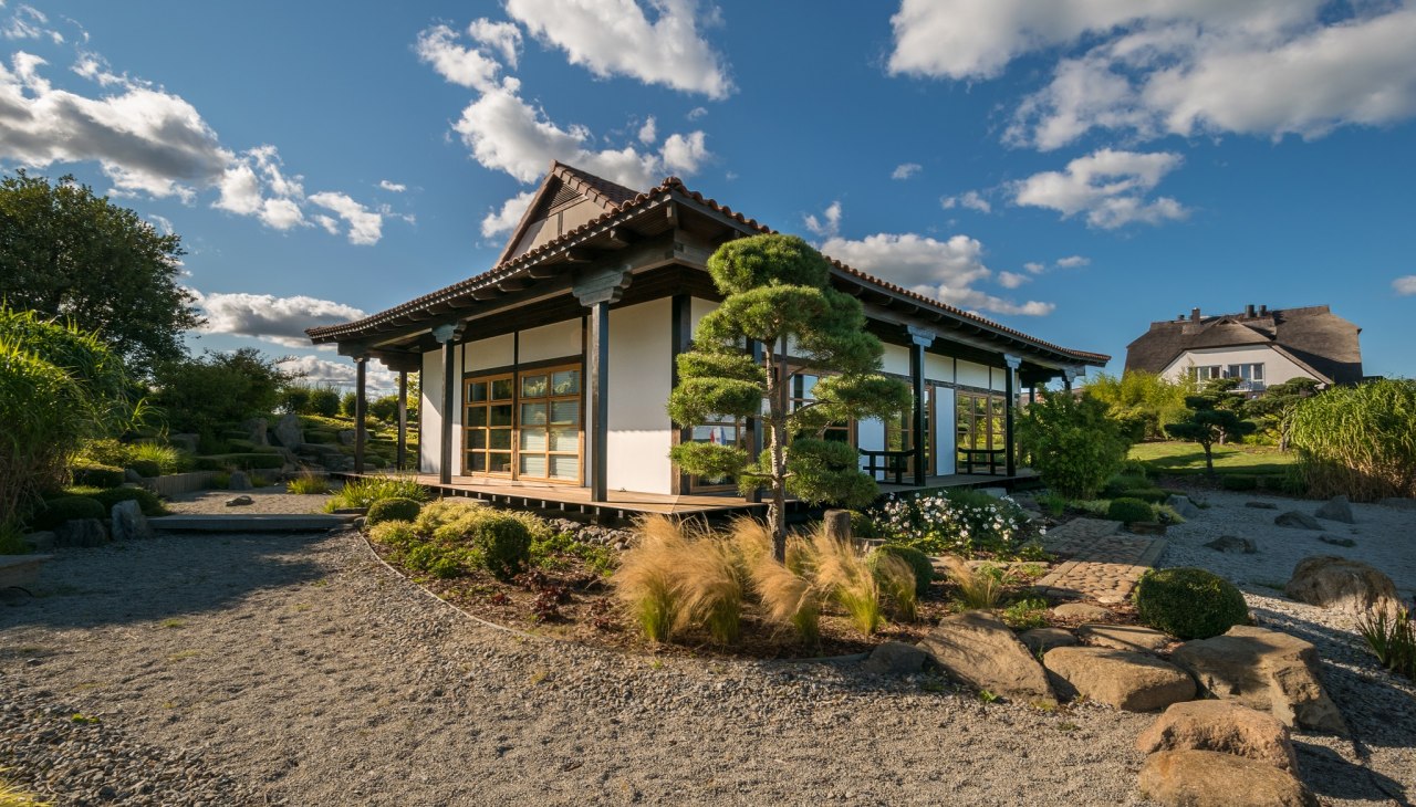 Authentische Thai Massagen im einmaligen Asia Pavillon, &copy; Hotel Balmer See GmbH