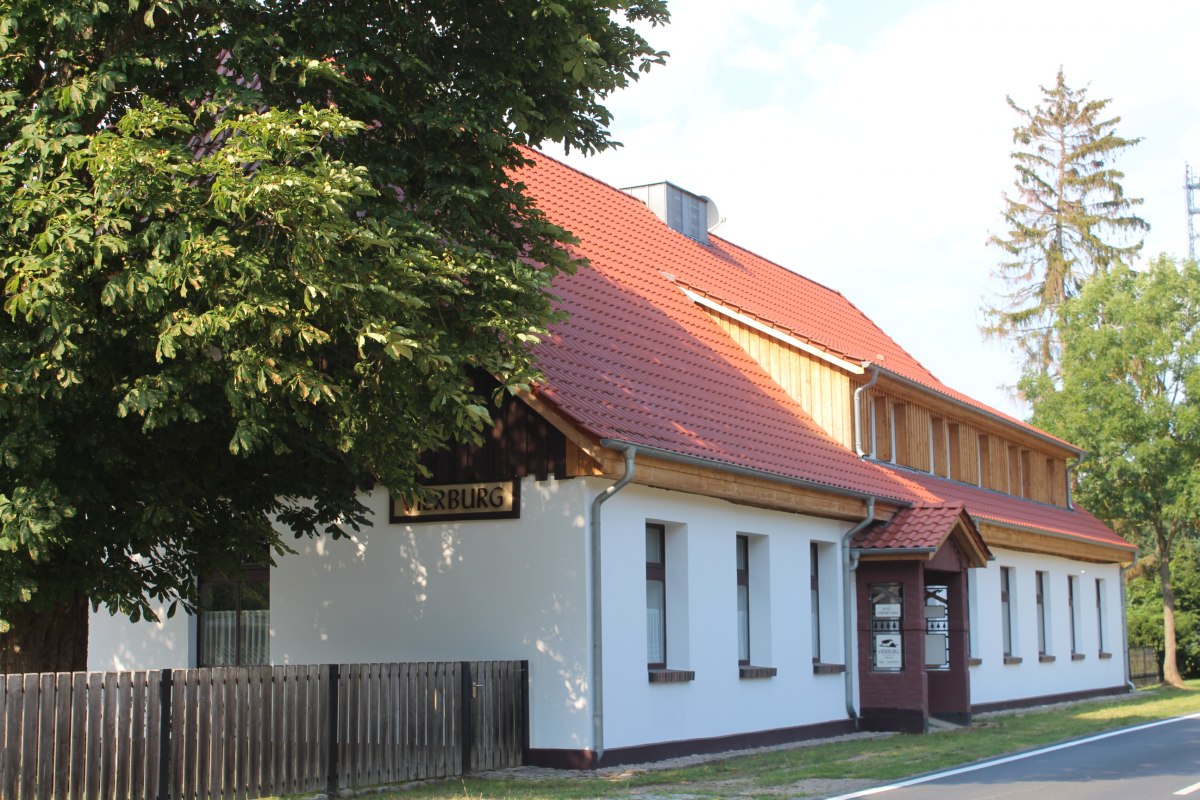 Au&szlig;enansicht Vierburg B&uuml;tzow // &copy; Antje Schr&ouml;der