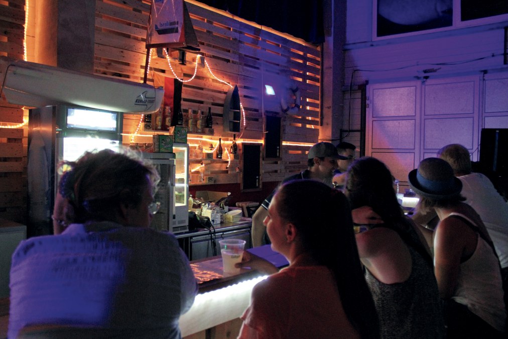 Pirates Hall: Bis zu 150 G&auml;ste passen in die Halle, &copy; KUHNLE-TOURS