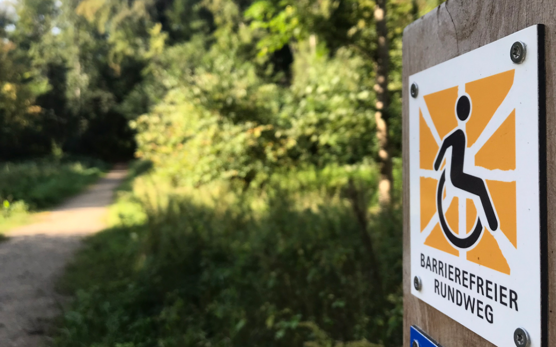 Barrierefreier Rundweg in der Schlosskoppel, © Stadt Neustrelitz Barrierefreier Rundweg in der Schlosskoppel, © Stadt Neustrelitz