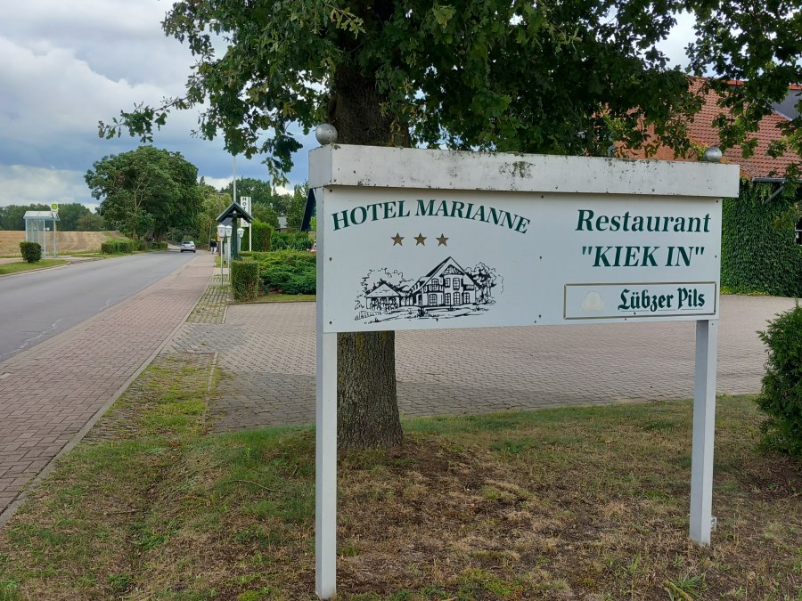 Haltestelle 2 Marianne, &copy; Plauer Rundbus