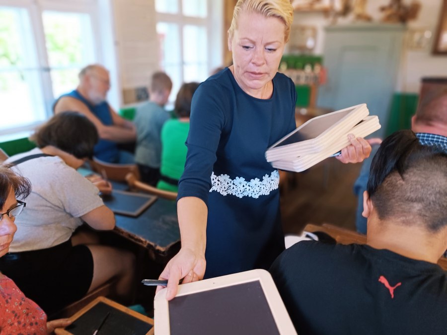 Schulmuseum_Middelhagen_Schulstunde, &copy; Museumsgesellschaft M&ouml;nchgut-Granitz mbH