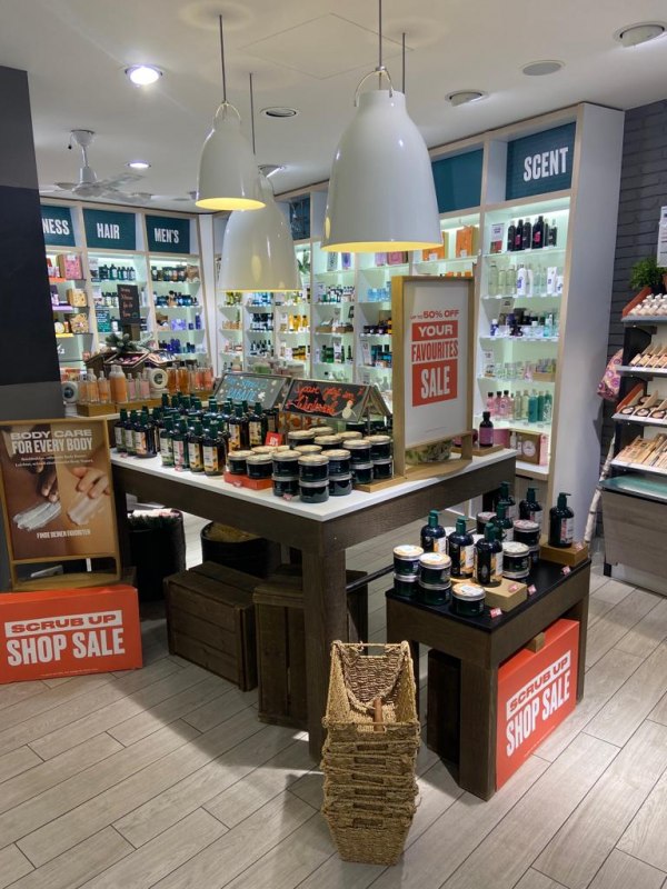 The Body Shop Schwerin, &copy; Torsten Bu&szlig;