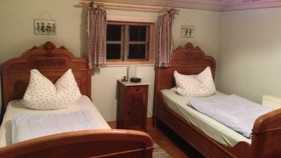 Schlafzimmer in der Ferienwohnung 2 // © Hof Prangendorf/Vergin Schlafzimmer in der Ferienwohnung 2 // © Hof Prangendorf/Vergin