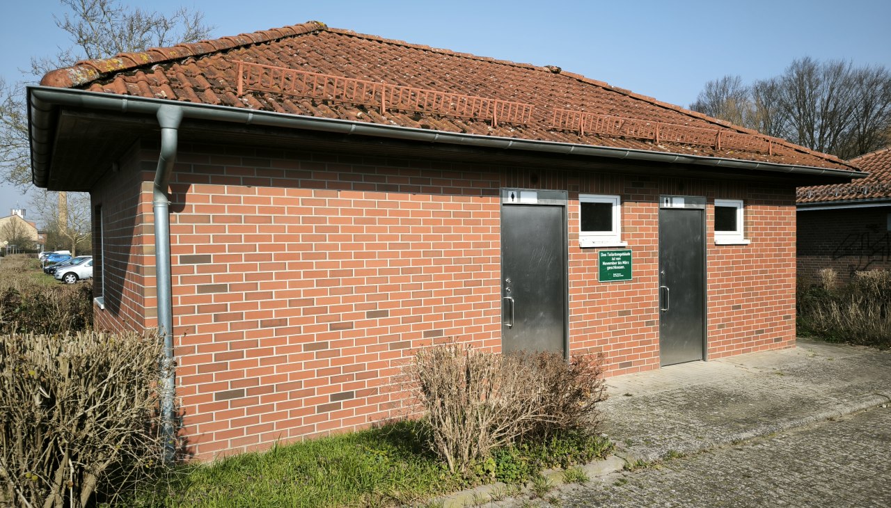 WC Häuschen Parkplatz Grüner Weg, © Jana Koch