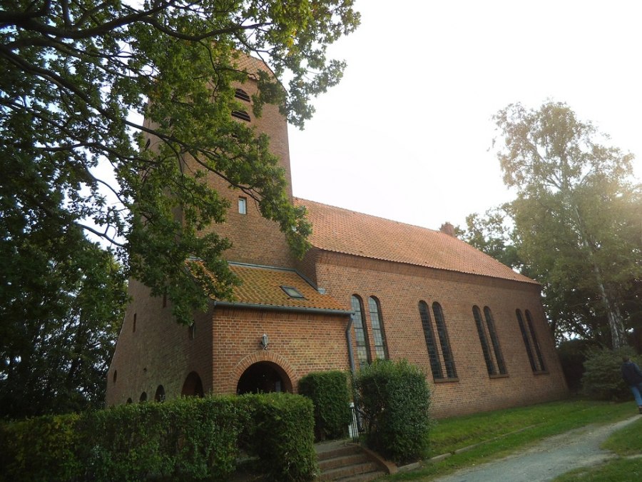 Dorfkirche G&ouml;hren, &copy; Tourismuszentrale R&uuml;gen