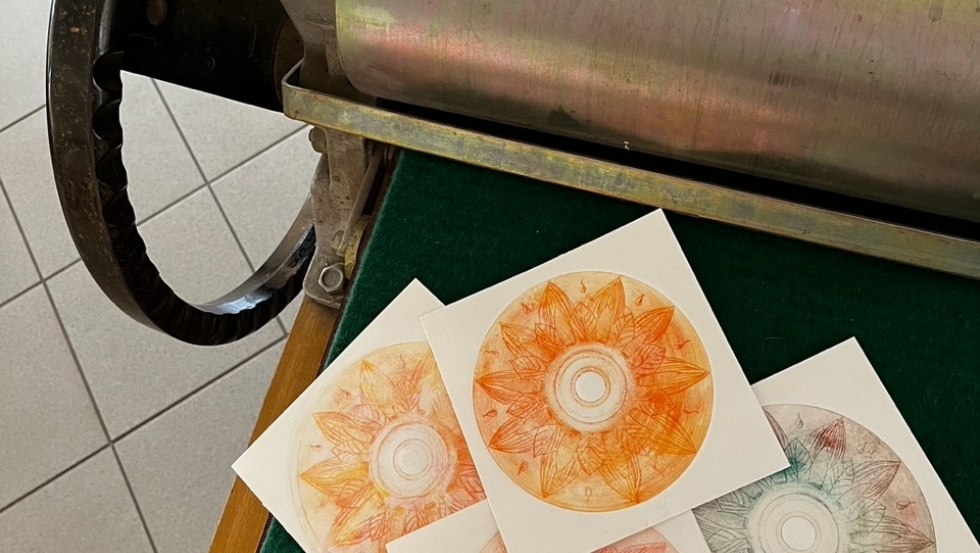 Unikate an der Druckpresse // &copy; Stadt Grabow