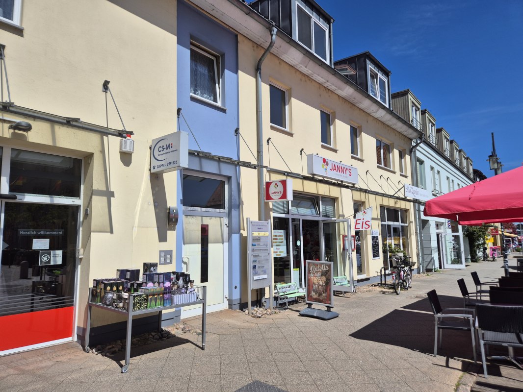 &copy; Gina Schulenberg