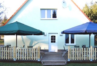 Herzlich Willkommen in der Jugendherberge Murchin // © Heidi Weber Herzlich Willkommen in der Jugendherberge Murchin // © Heidi Weber