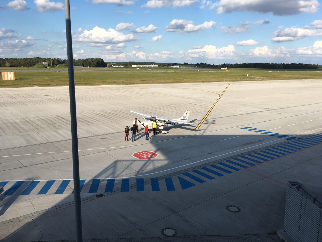 Zicht op de taxibaan van de luchthaven // © Christin Hannemann Zicht op de taxibaan van de luchthaven // © Christin Hannemann