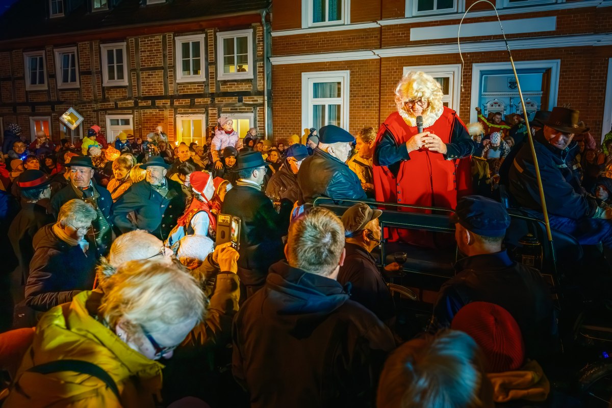 Ankunft des Martensmannes in Rehna, © Heiko Preller Ankunft des Martensmannes in Rehna, © Heiko Preller