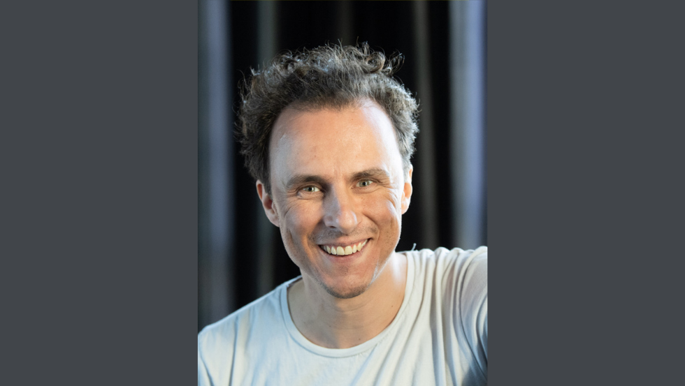 Ein Portr&auml;t vom Schauspieler Felix Meusel. // &copy; Peter van Heesen