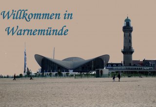 Teepott und Leuchtturm, &copy; RFischer