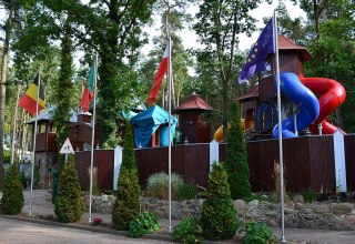 Ein großer Spielplatz steht für Groß und Klein zur Verfügung // © Campingplatz Stubbenfelde Ein großer Spielplatz steht für Groß und Klein zur Verfügung // © Campingplatz Stubbenfelde