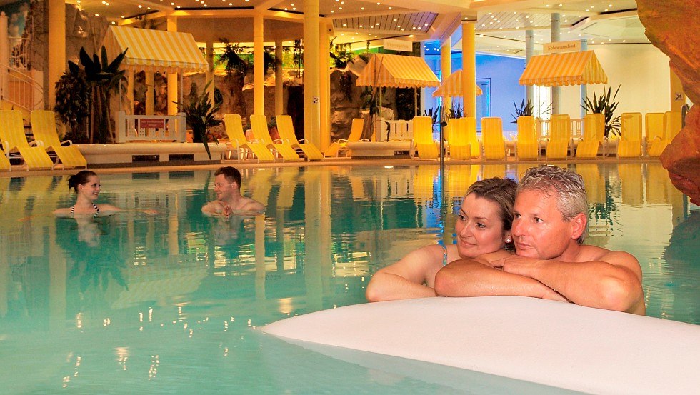 Großes Becken mit Rutsche, © Mandy Knuth Großes Becken mit Rutsche, © Mandy Knuth