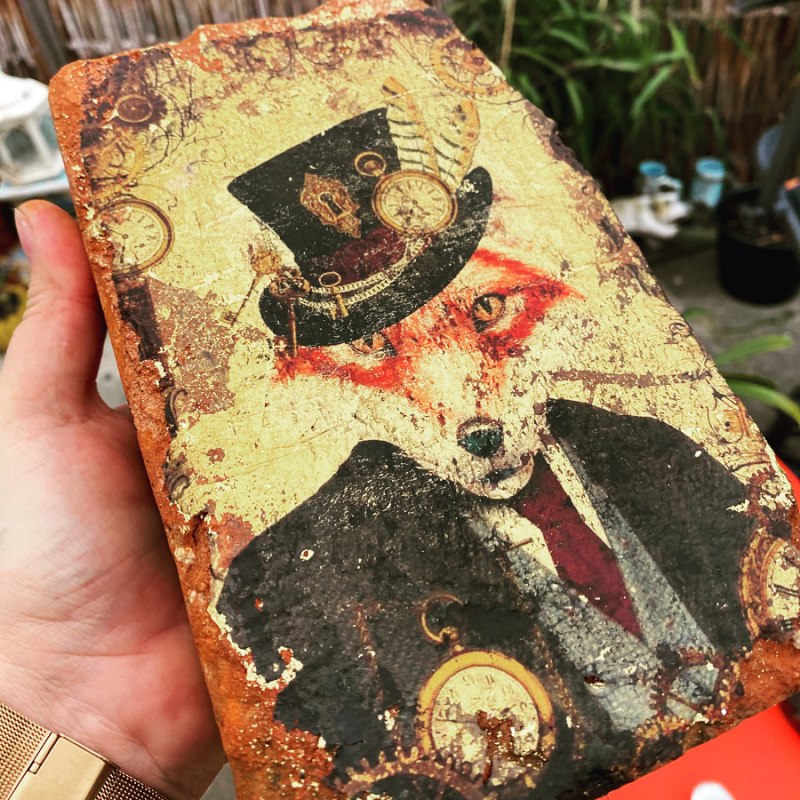 Historische Barocksteine vergoldet und neu belebt. // &copy; Irina Weihrich