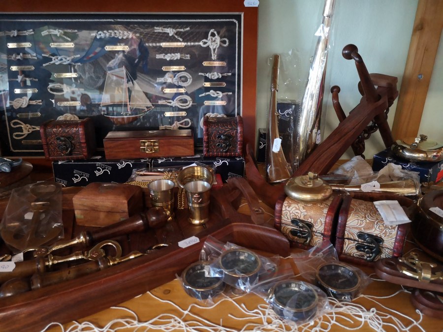 Marina shop Angebot, © Paszehr Marina shop Angebot, © Paszehr