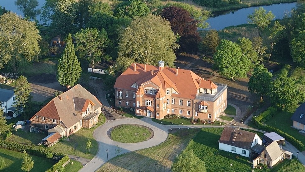 Einmal wie ein Gutsherr fühlen - Der ganz besondere Urlaub im Schloss // © Schloss Pütnitz Einmal wie ein Gutsherr fühlen - Der ganz besondere Urlaub im Schloss // © Schloss Pütnitz