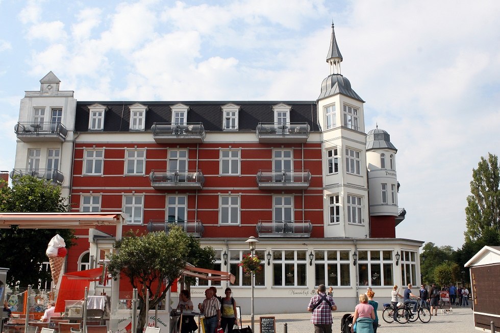 Buitenaanzicht van het hotel, © Sabrina Wittkopf-Schade Buitenaanzicht van het hotel, © Sabrina Wittkopf-Schade