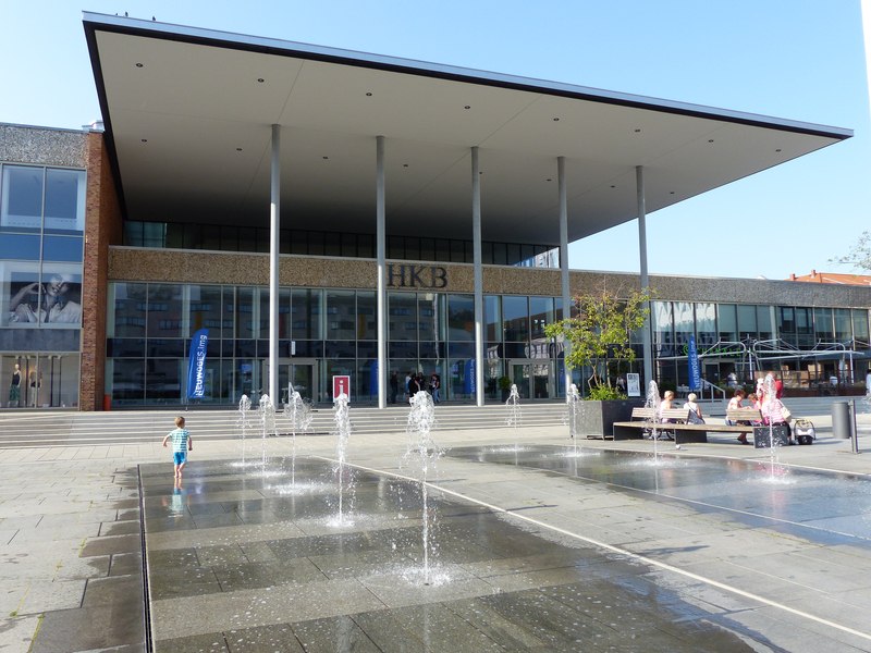 Die Touristinfo befindet sich im HKB am Marktplatz im Zentrum von Neubrandenburg. // © VZN Die Touristinfo befindet sich im HKB am Marktplatz im Zentrum von Neubrandenburg. // © VZN