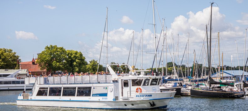 Beleef Hanzestad Stralsund vanaf het water // © Weiße Flotte GmbH Beleef Hanzestad Stralsund vanaf het water // © Weiße Flotte GmbH
