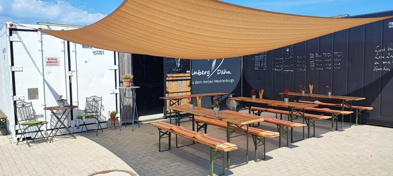 Blick auf die Terrasse // &copy; Juliane D&auml;hn