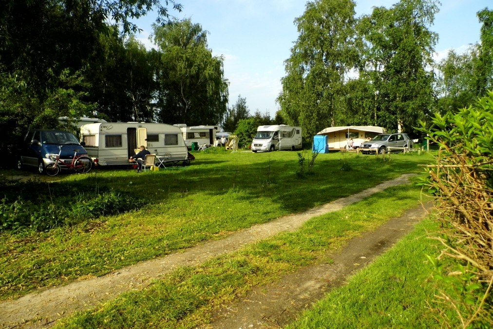 Of het nu zonnig of schaduwrijk is - bij ons vindt iedereen "zijn plek", &copy; Naturcampingplatz Lassan