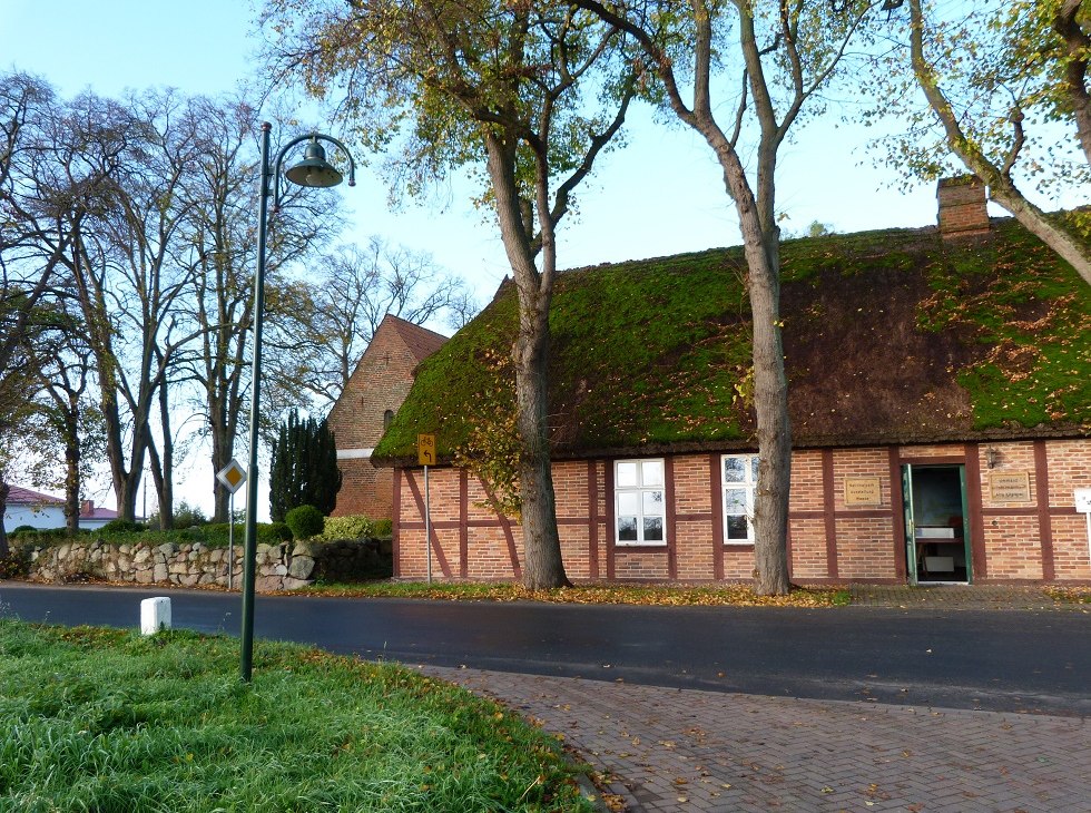 De tentoonstelling over het nationale park bevindt zich in Waase - de eerste stad in Ummanz, &copy; Ummanz-Information/Bordych