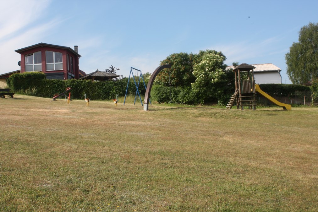 spielplatz_priepert, © Mecklenburgische Kleinseenplatte Touristik GmbH
