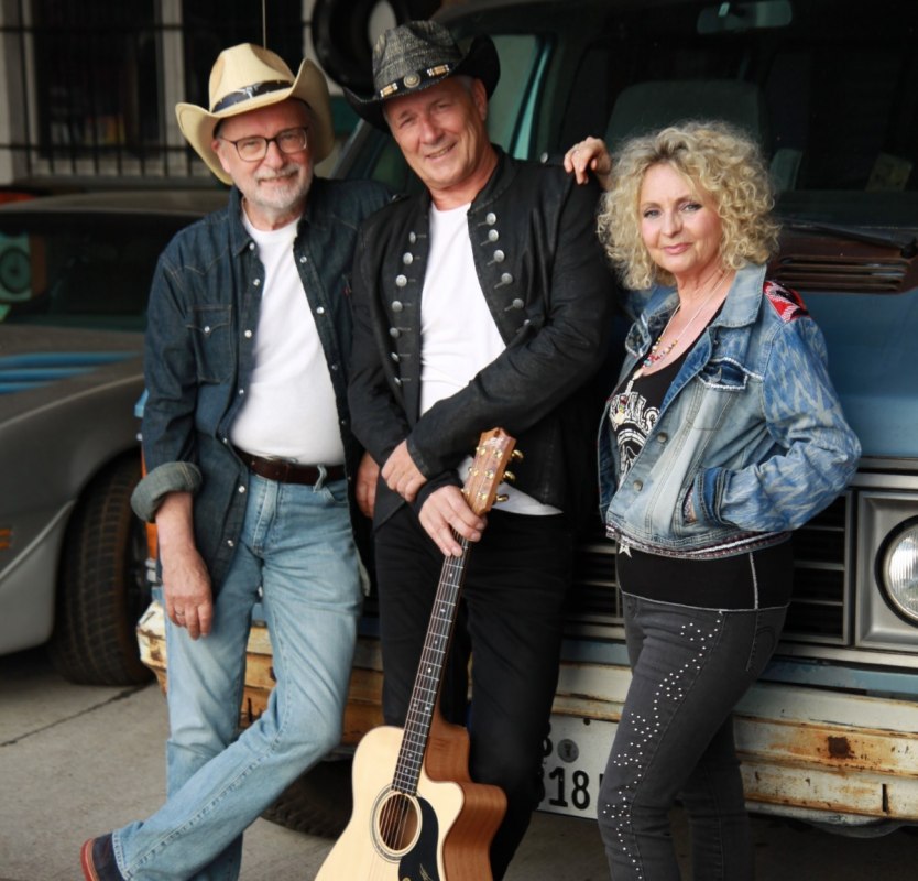 2U & MI - Fine Acoustic American Countrymusic