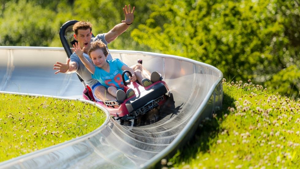 Die Sommerrodelbahn in Bad Doberan - rasanter Spaß für Jung und Alt // © VMO, Alexander Rudolph Die Sommerrodelbahn in Bad Doberan - rasanter Spaß für Jung und Alt // © VMO, Alexander Rudolph