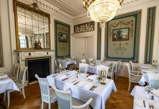 &copy; Schlosshotel Neustrelitz