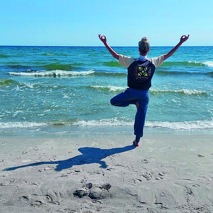 Yoga am Strand in Juliusruh // © Margrit Freitag Yoga am Strand in Juliusruh // © Margrit Freitag