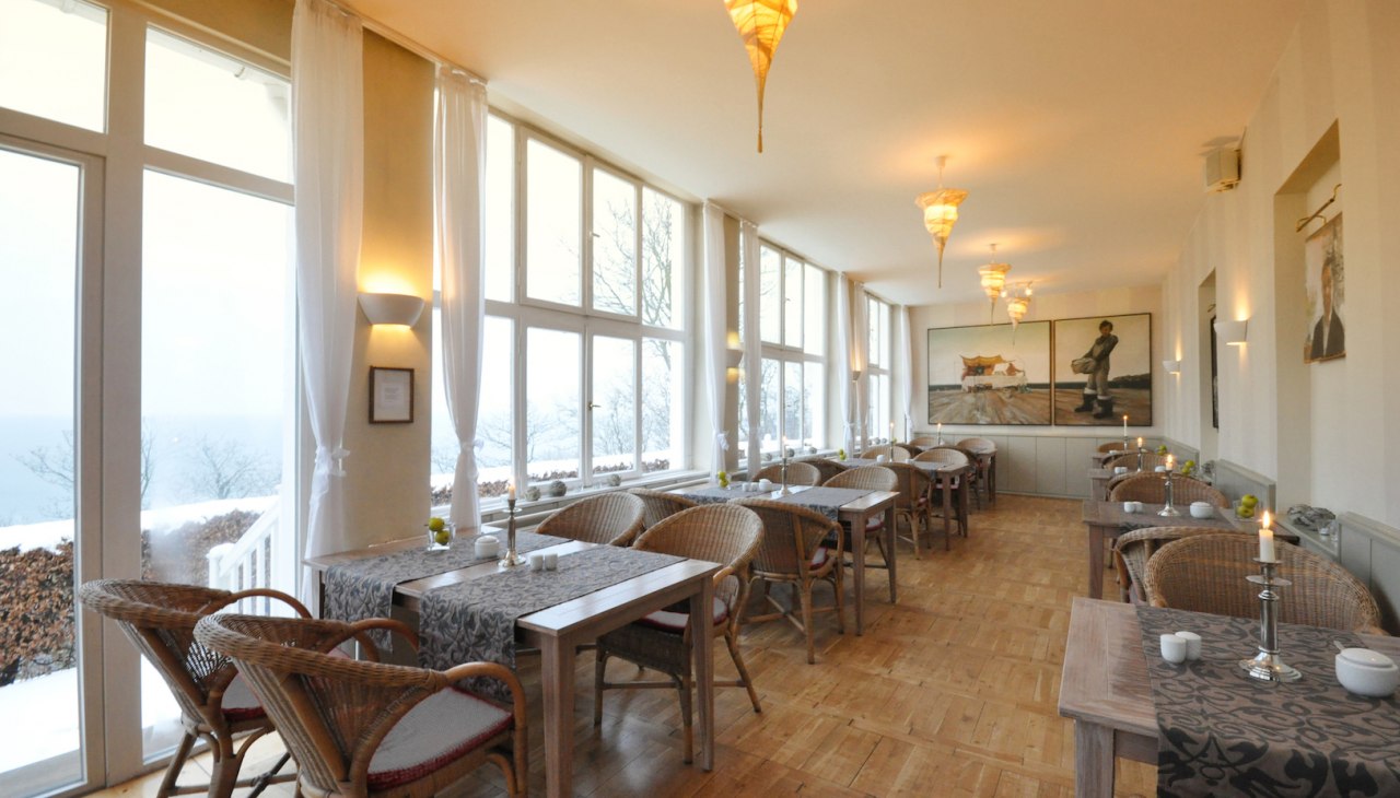 Verglaste Veranda im Panorama Hotel Lohme, © Matthias Ogilvie