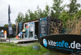 kitesafe.de Schule & Shop // © Pohlmann Media kitesafe.de Schule & Shop // © Pohlmann Media