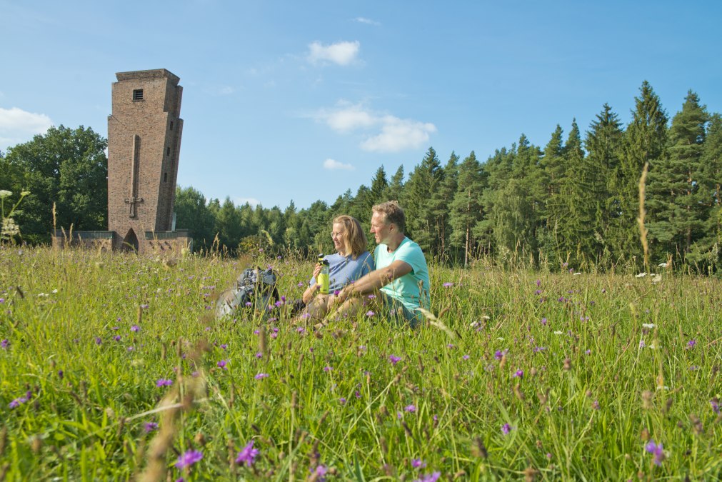 Wanderrast am Ehrenmal, © Christin Drühl/Tourist-Info