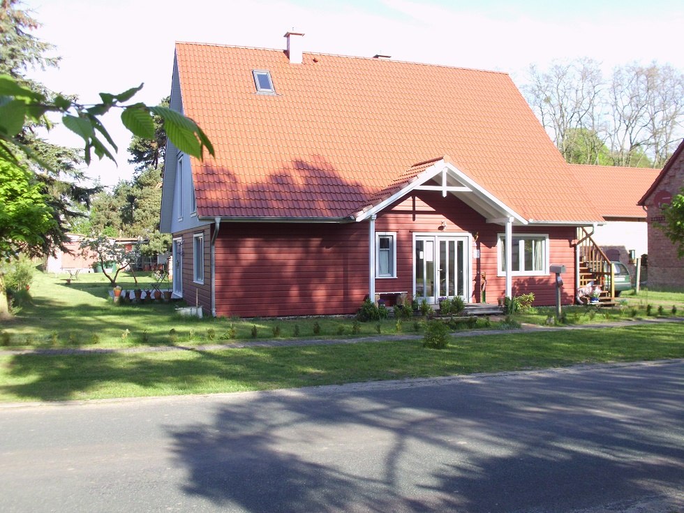 Een huis met een vriendelijke sfeer, lichtovergoten kamers en gezellige plekken om met al je zintuigen van je vakantie te genieten // © Gesundhaus Klatschmohn/Wendt Een huis met een vriendelijke sfeer, lichtovergoten kamers en gezellige plekken om met al je zintuigen van je vakantie te genieten // © Gesundhaus Klatschmohn/Wendt