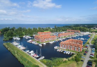 Luftbild Marina mit Blick auf das Stettiner Haff // © Marina-Lagunenstadt Luftbild Marina mit Blick auf das Stettiner Haff // © Marina-Lagunenstadt