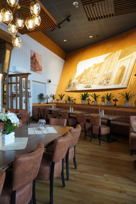 Gastraum rechts, © Alt Waren