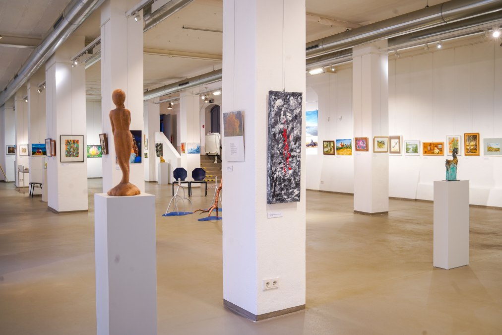 Blick in die 4. Laienkunstausstellung, © André Hamann