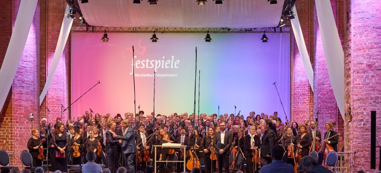 &copy; &copy; Oliver Borchert