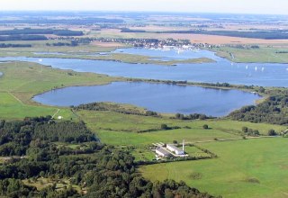 Luchtfoto van de schoolherberg Camp Peenem&uuml;nde // &copy; Uwe Wobser