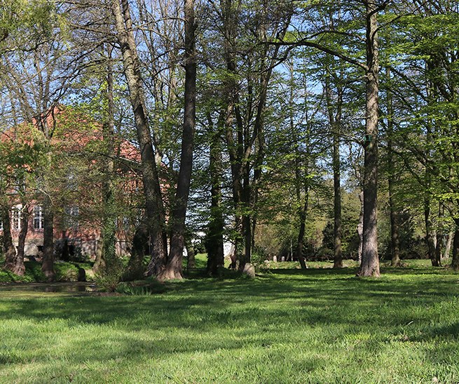 Parkansicht Herrenhaus Goldenbow, © Herrenhaus Goldenbow Parkansicht Herrenhaus Goldenbow, © Herrenhaus Goldenbow