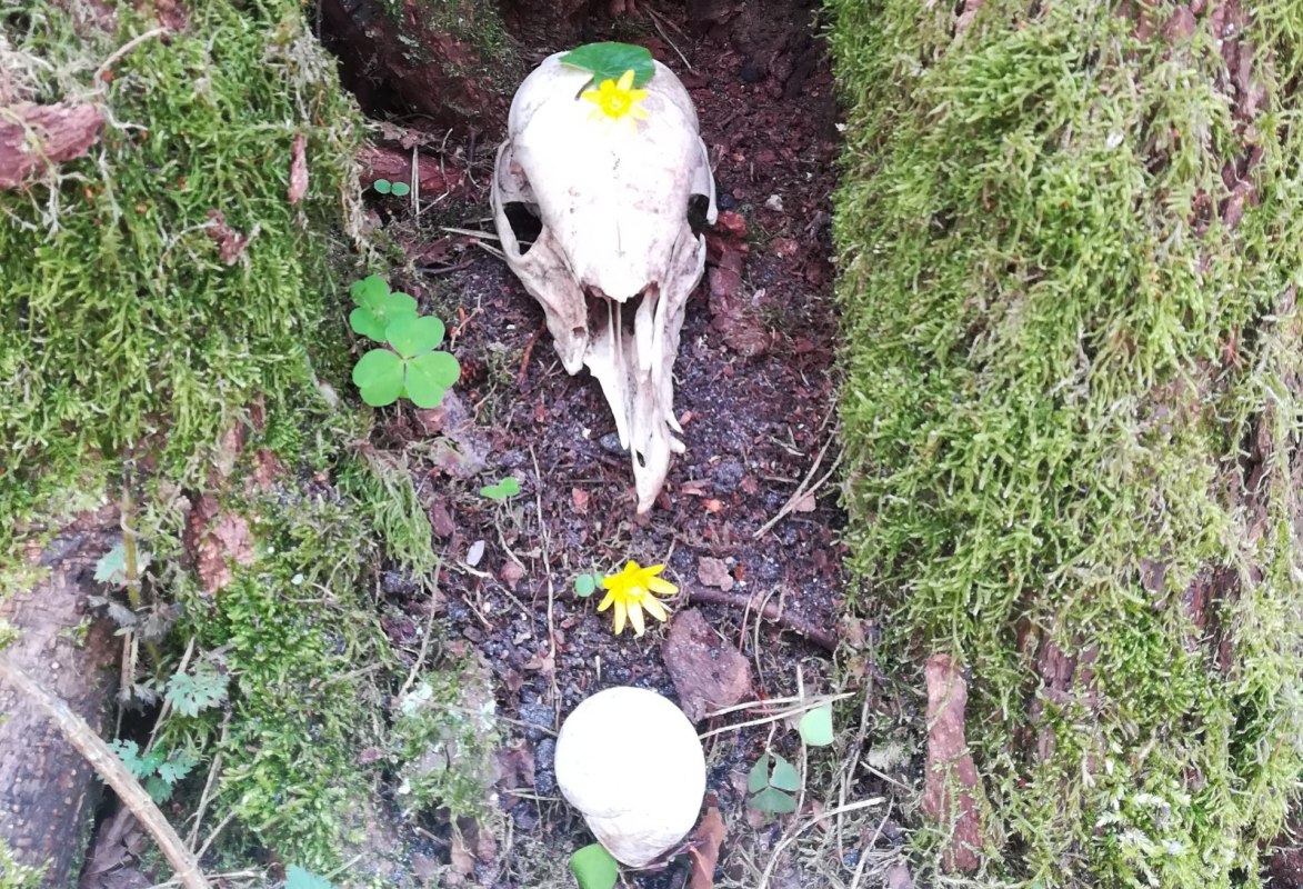 Kleine Kultst&auml;tte am Wegesrand, &copy; Britta Deadelow-Seydl