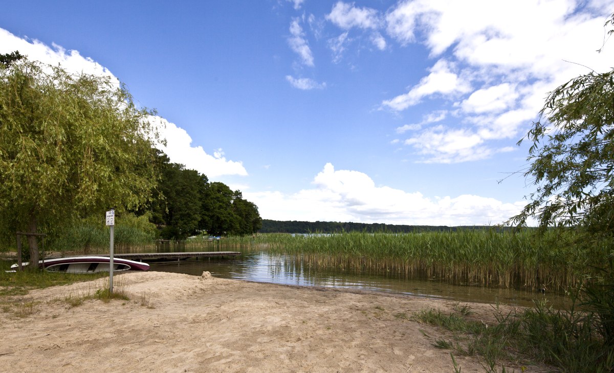 ... und der Sprung in das klare Wasser ist direkt am Campingplatz m&ouml;glich, &copy; Max Greiling