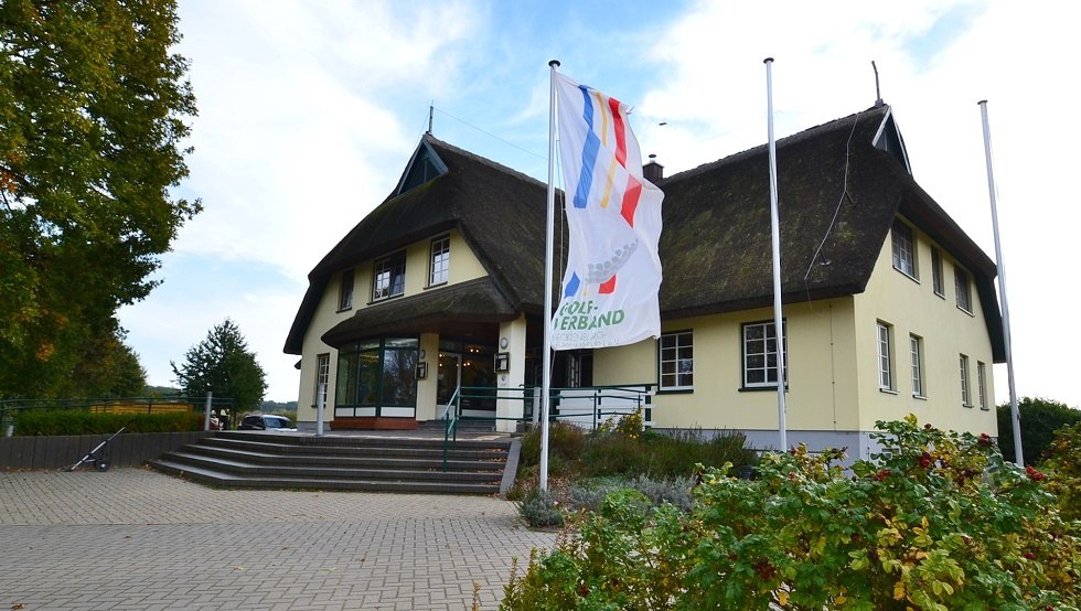 Clubhaus des Golfplatzes Karnitz // © Tourismuszentrale Rügen Clubhaus des Golfplatzes Karnitz // © Tourismuszentrale Rügen