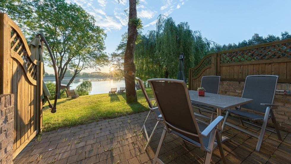 Blick von der Terrasse auf den See, © Andre Pretzel Blick von der Terrasse auf den See, © Andre Pretzel