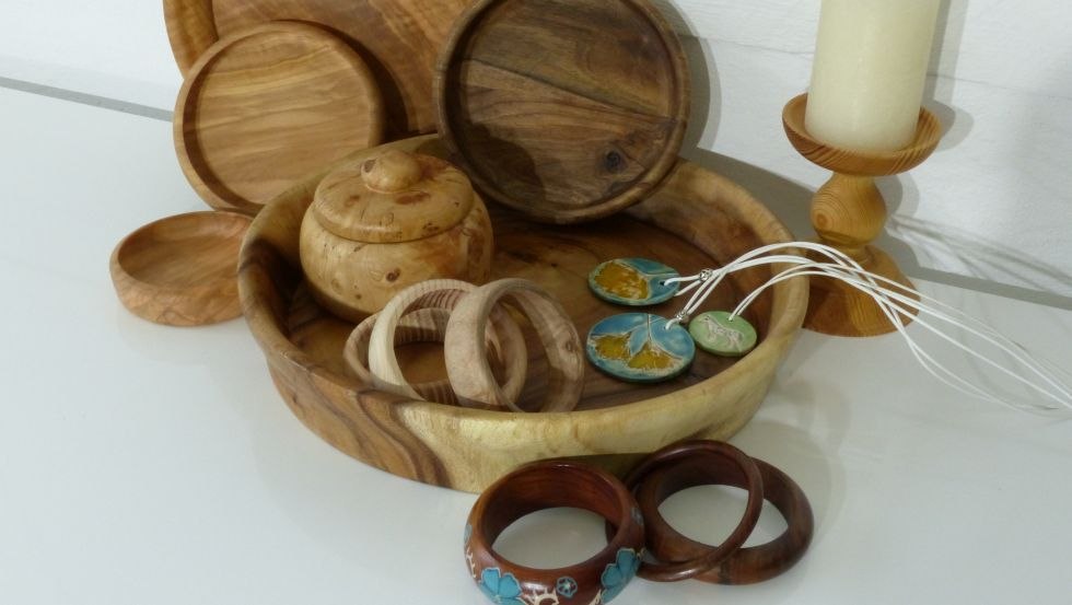 gedrechselte Schalen, Dosen u.a., © Andrea Budde, Rugensee gedrechselte Schalen, Dosen u.a., © Andrea Budde, Rugensee