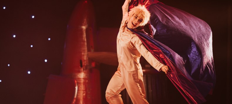 Foto: Theresa Lange, © Deutsche Tanzkompanie Foto: Theresa Lange, © Deutsche Tanzkompanie