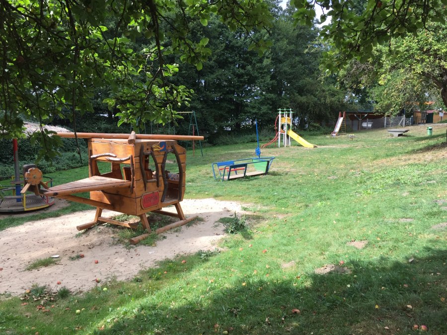 Spielplatz Mirow1, © Mecklenburgische Kleinseenplatte Touristik GmbH Spielplatz Mirow1, © Mecklenburgische Kleinseenplatte Touristik GmbH